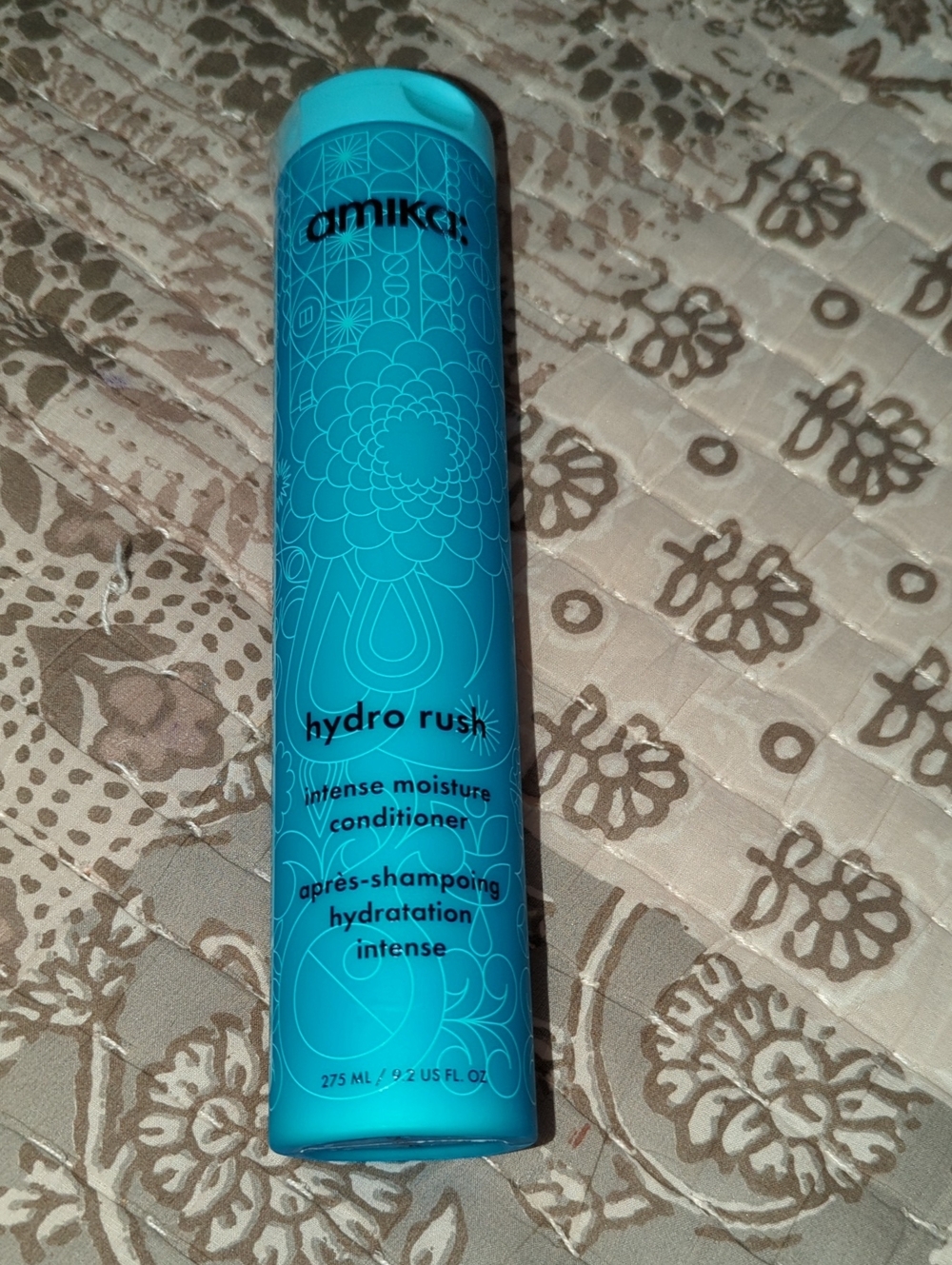 amika Hydro Rush Intense Moisture Conditioner - Turquoise Bottle